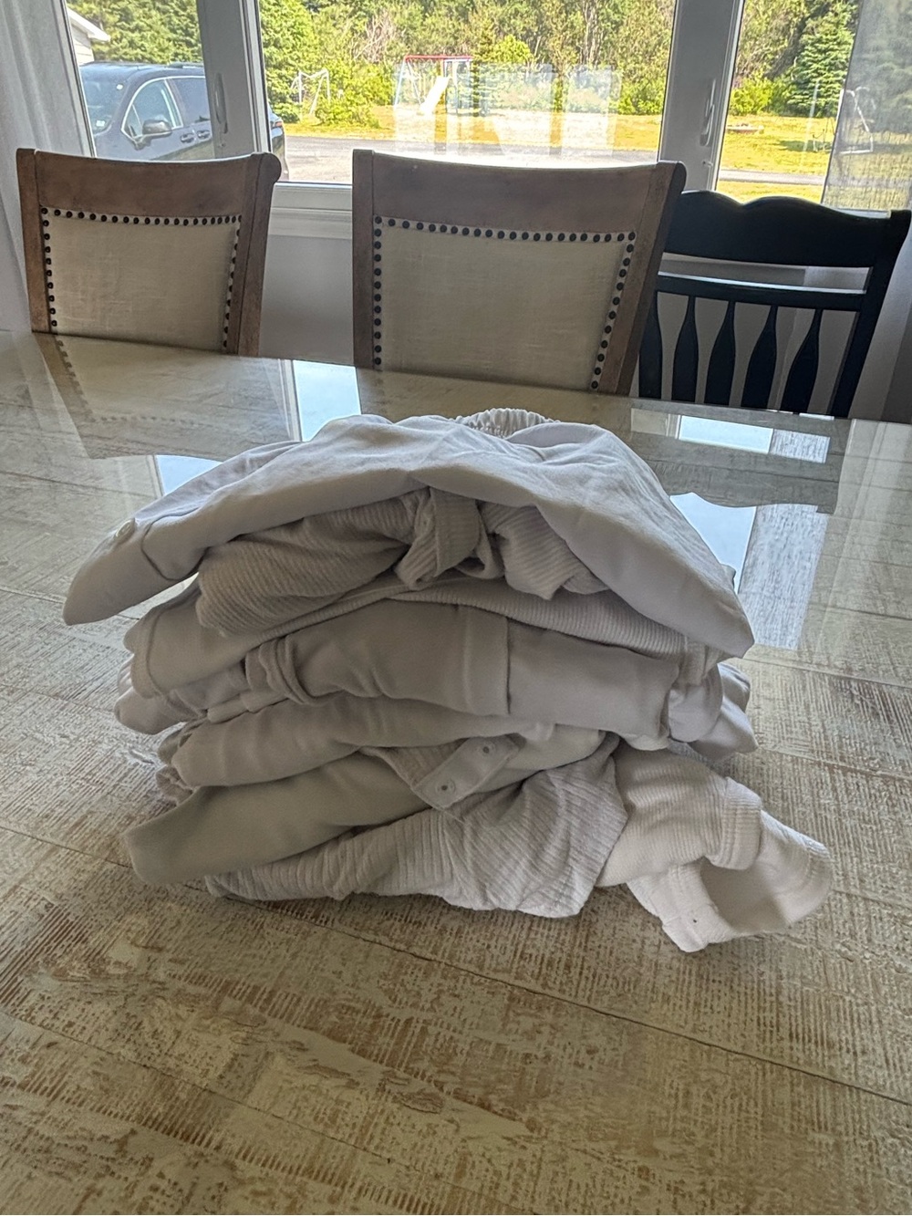 Bundle of 11 White/Cream tanks, tees and bodysuits - Picture 2 of 10
